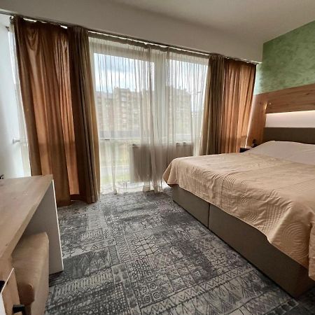 Hotel Brkic Sarajevo Airport - Free Parking Kültér fotó