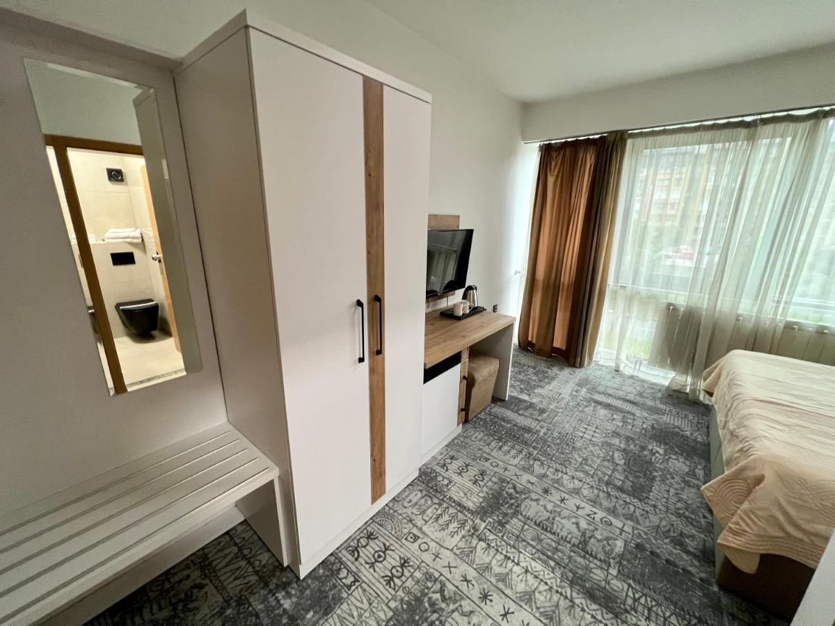 Hotel Brkic Sarajevo Airport - Free Parking Kültér fotó