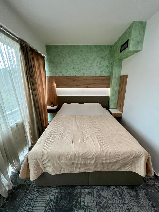 Hotel Brkic Sarajevo Airport - Free Parking Kültér fotó