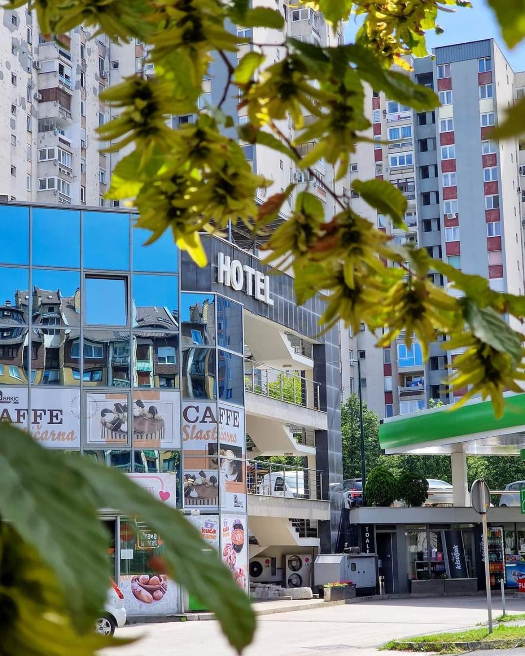 Hotel Brkic Sarajevo Airport - Free Parking Kültér fotó