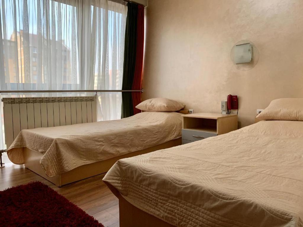 Hotel Brkic Sarajevo Airport - Free Parking Kültér fotó